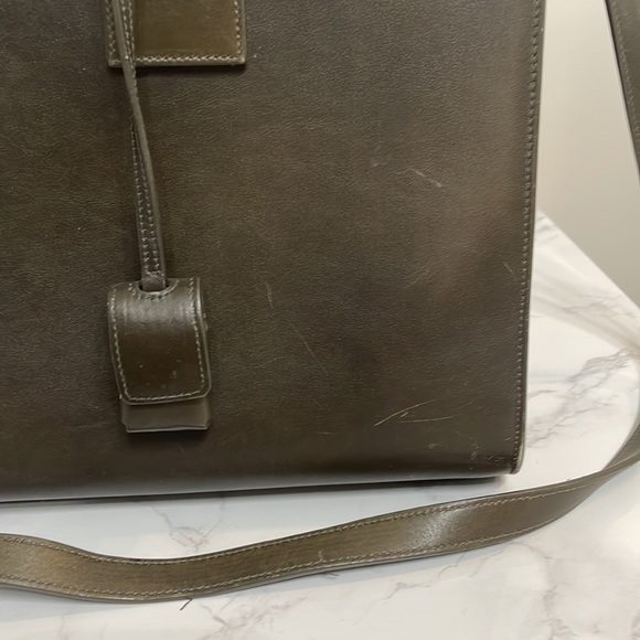Saint Laurent Sac De Jour Leather tote - Picture 12 of 16